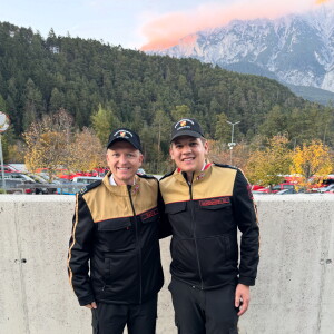 042AC607-7F7C-483C-8622-D914365E6E8C